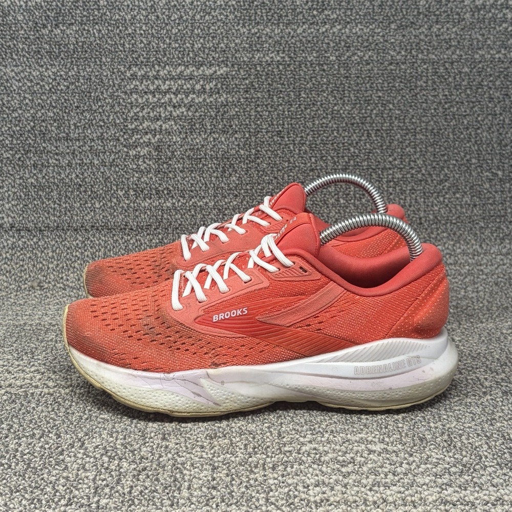 Brooks Adrenaline GTS 24 Women Sz 7.5 B Running Shoes Orange Coral 1204261B613